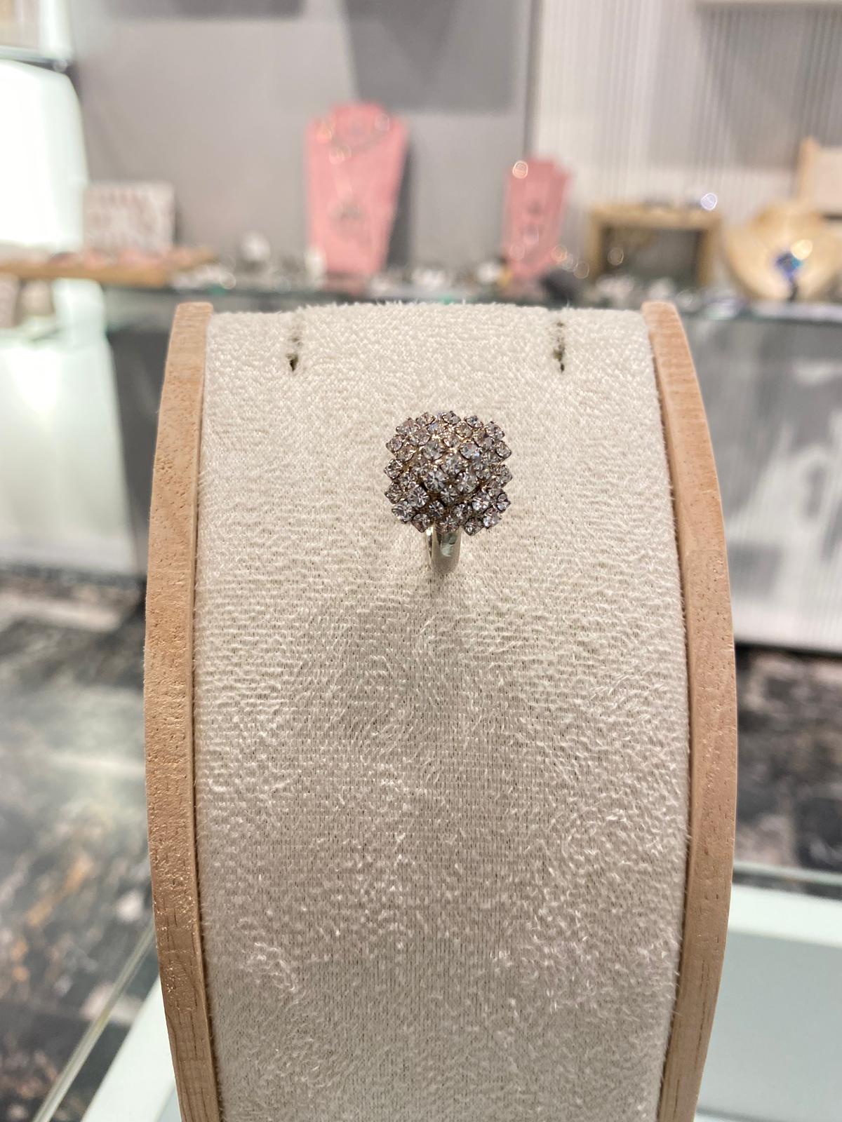 Anello