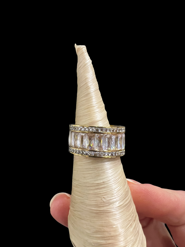 Anello
