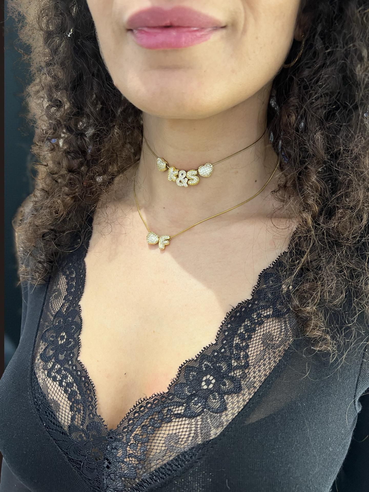 Collana Gold acciaio inossidabile con cuore e lettere in ottone radiato con strass
