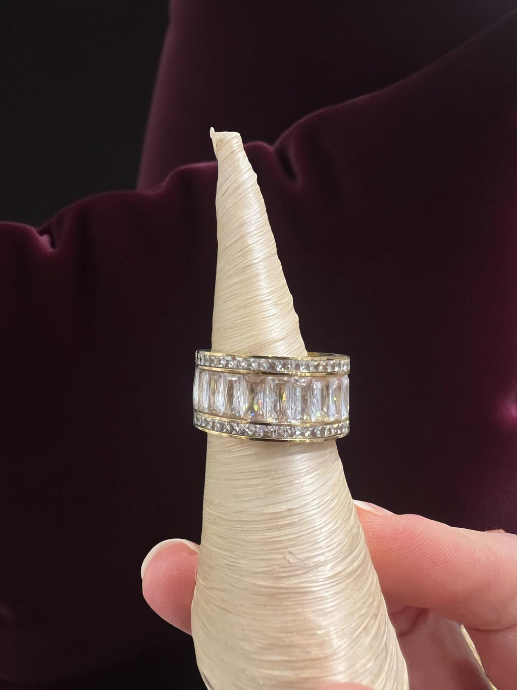 Anello