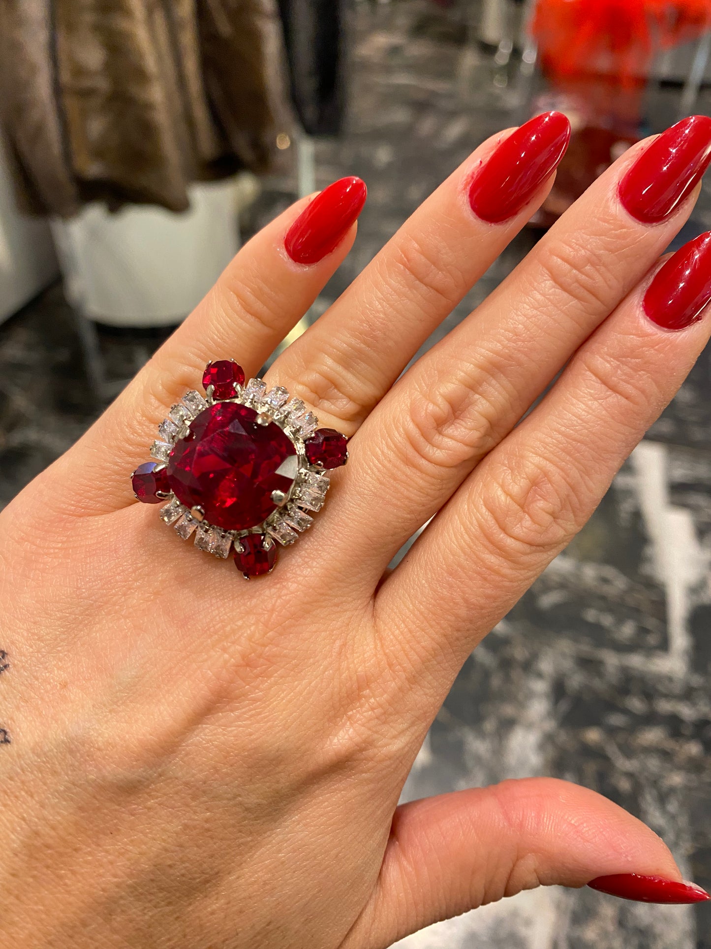 Anello