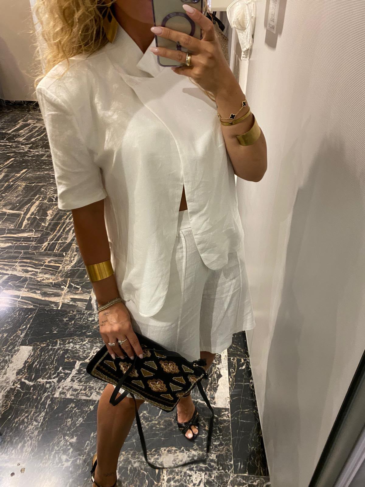 Dettagli selezionati JasminBlonde